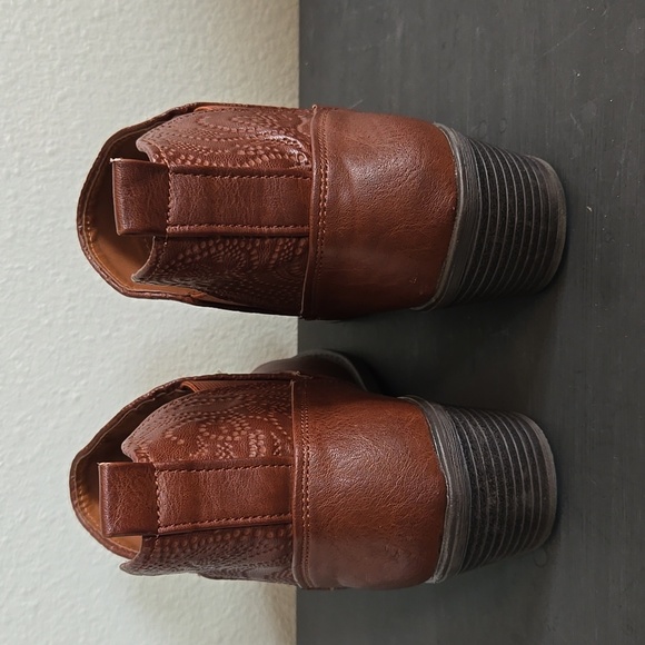 Easy Street Ankle Boots Size 8.5 - Picture 3 of 9